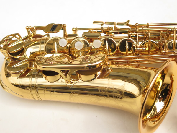 Saxophone alto Yamaha YAS 875 Custom EX verni gravé (2)