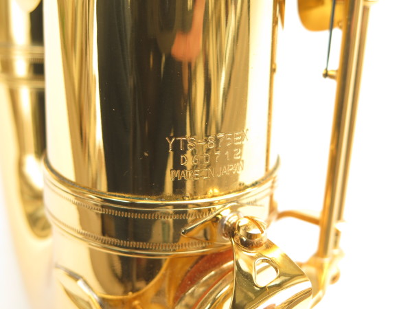 Saxophone ténor Yamaha YTS 875 Custom EX verni gravé (15)