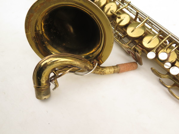 Saxophone ténor Buescher 400 verni gravé (10)