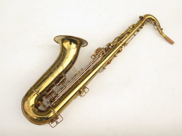 Saxophone ténor Buescher 400 verni gravé (12)