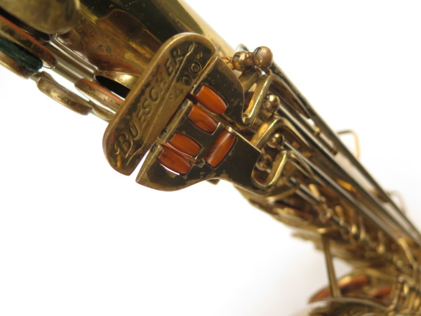 Saxophone ténor Buescher 400 verni gravé (5)