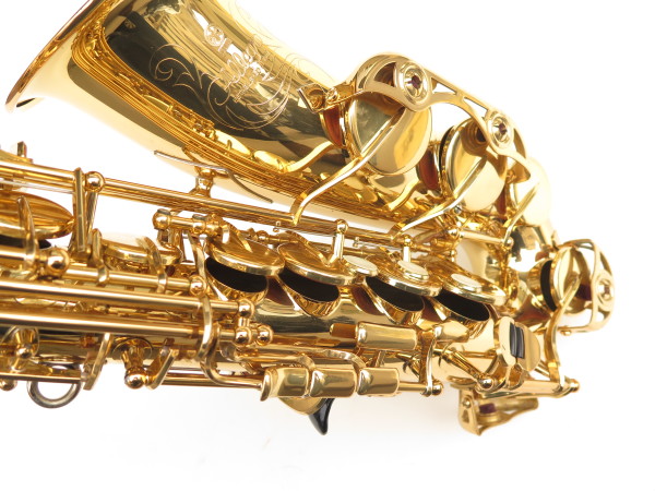 Saxophone alto Yamaha YAS575AL verni (1)