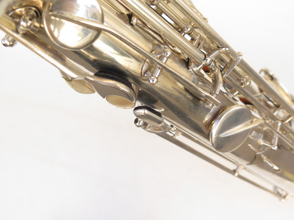 Saxophone baryton Couesnon Monopole conservatoire argenté gravé (7)