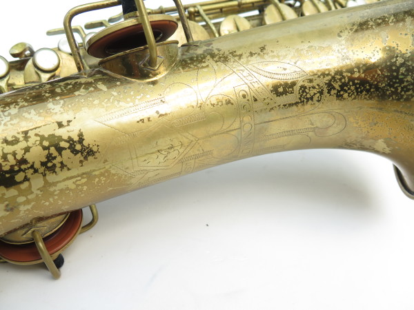 Saxophone ténor Conn Transitionnel ladyface verni gravé (15)