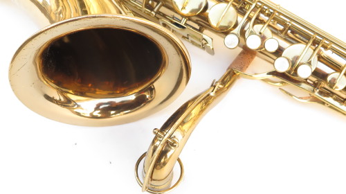 Saxophone ténor Conn transitionnel verni (1)