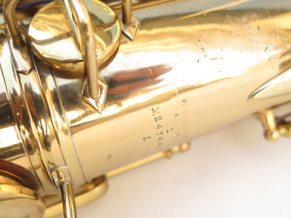 Saxophone ténor Conn transitionnel verni (7)