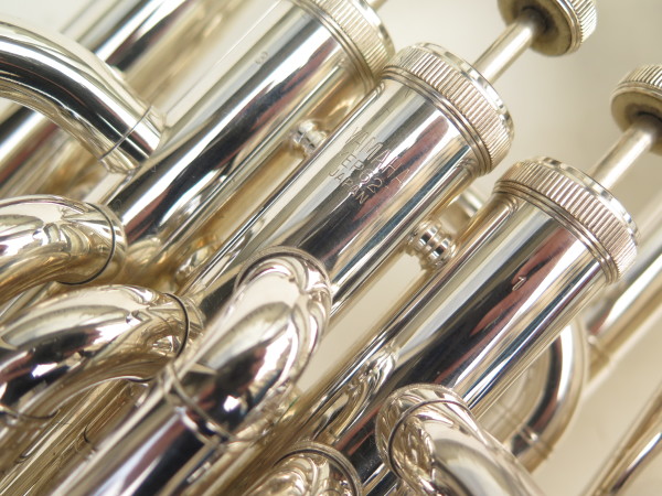 Euphonium Yamaha modèle YEP 241 S argenté (5)