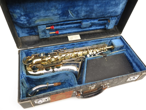 Saxophone alto King Super 20 Silversonic verni gravé (1)