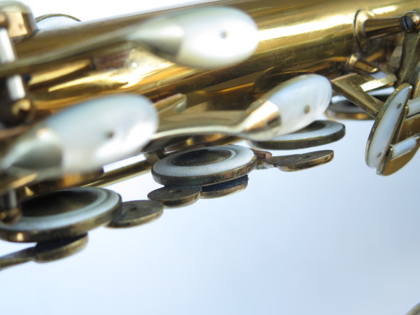 Saxophone ténor King Zephyr special verni gravé (10)