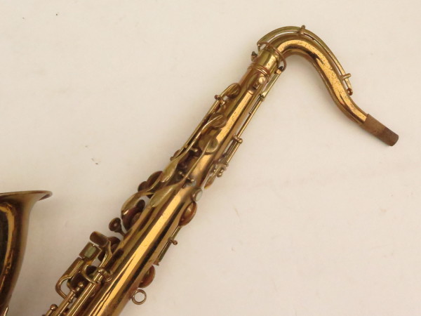 Saxophone tenor Pan American stencil Conn verni gravé (10)