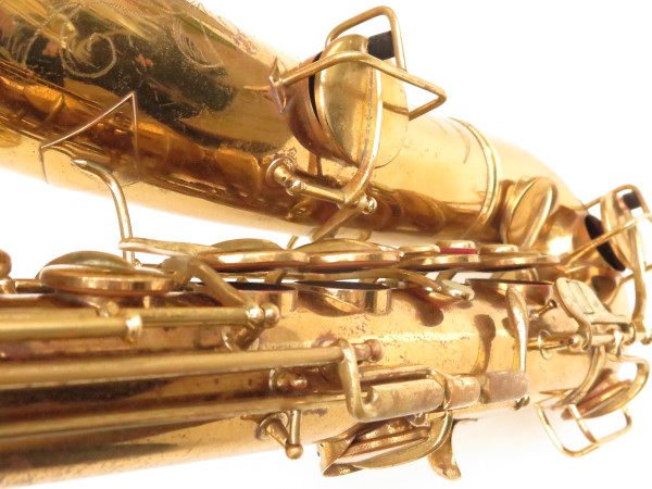 Saxophone tenor Pan American stencil Conn verni gravé (4)