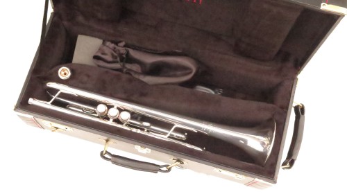 Trompette Sib Bach Stradivarius 37 argentée (1)