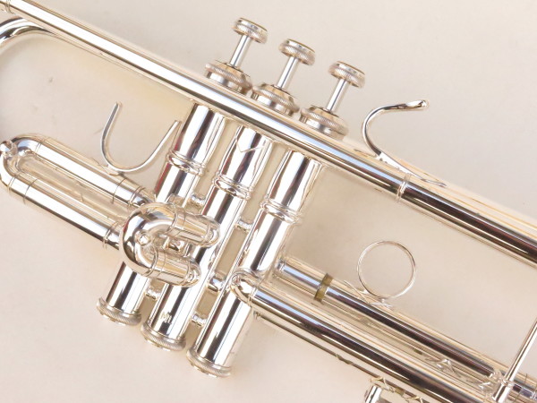 Trompette Sib Bach Stradivarius 37 argenté (3)
