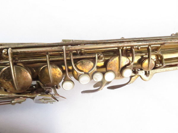 Saxophone ténor Conn 30M verni gravé (12)