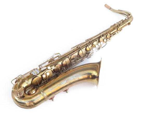 Saxophone ténor Conn 30M verni gravé (6)