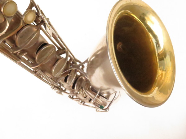 Saxophone baryton Conn 12M argenté sablé (7)