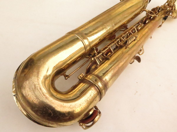 Saxophone baryton Selmer Mark VI verni gravé au La grave (11)