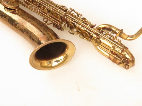 Saxophone baryton Selmer Mark VI verni gravé au La grave (2)