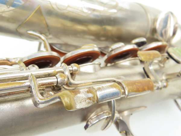 Saxophone alto Conn transitionnel argenté sablé ladyface (6)