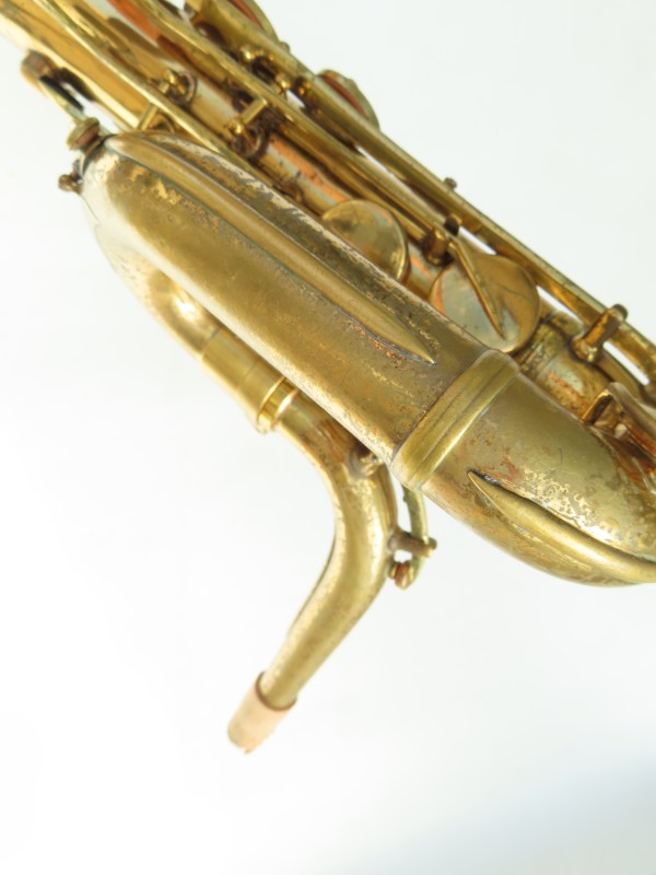 Saxophone baryton Conn transitionnel Verni (12)