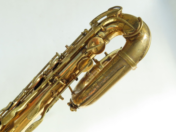 Saxophone baryton Conn transitionnel Verni (13)