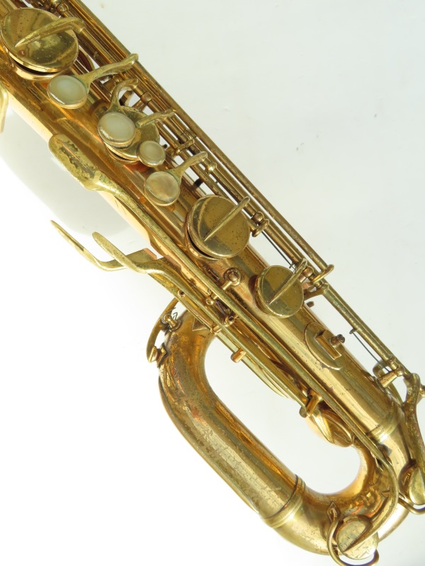 Saxophone baryton Conn transitionnel Verni (14)