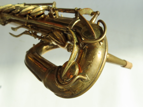 Saxophone baryton Conn transitionnel Verni (16)