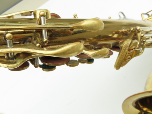 Saxophone ténor Buescher 400 verni gravé (13)