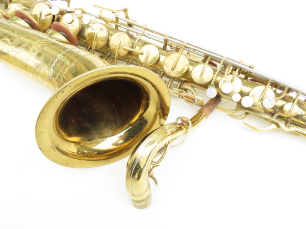 Saxophone ténor Buescher 400 verni gravé (2)