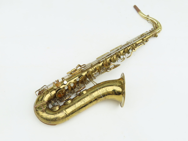 Saxophone ténor Buescher 400 verni gravé (3)