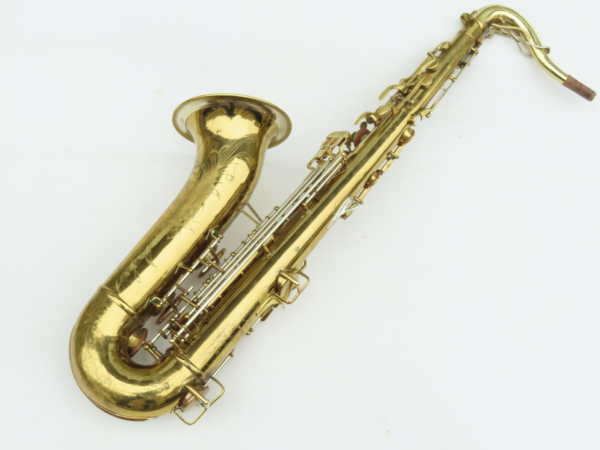 Saxophone ténor Buescher 400 verni gravé (4)