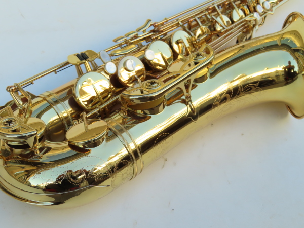 Saxophone ténor Schagerl T2L verni gravé (10)