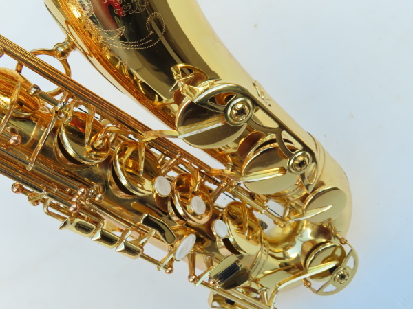 Saxophone ténor Schagerl T2L verni gravé (15)