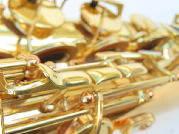 Saxophone ténor Schagerl T2L verni gravé (2)