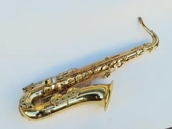 Saxophone ténor Schagerl T2L verni gravé (9)