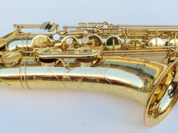Saxophone ténor Yamaha YTS 62 verni gravé (2)