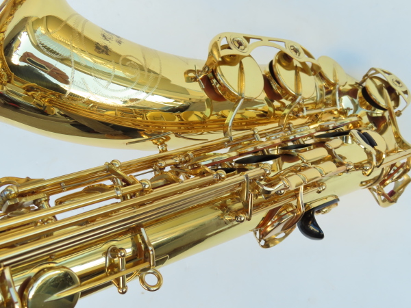 Saxophone ténor Yamaha YTS 62 verni gravé (5)